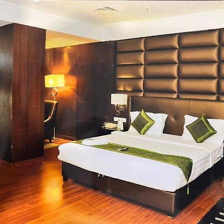 Grand Hotel Himayat Hyderabad Exterior photo