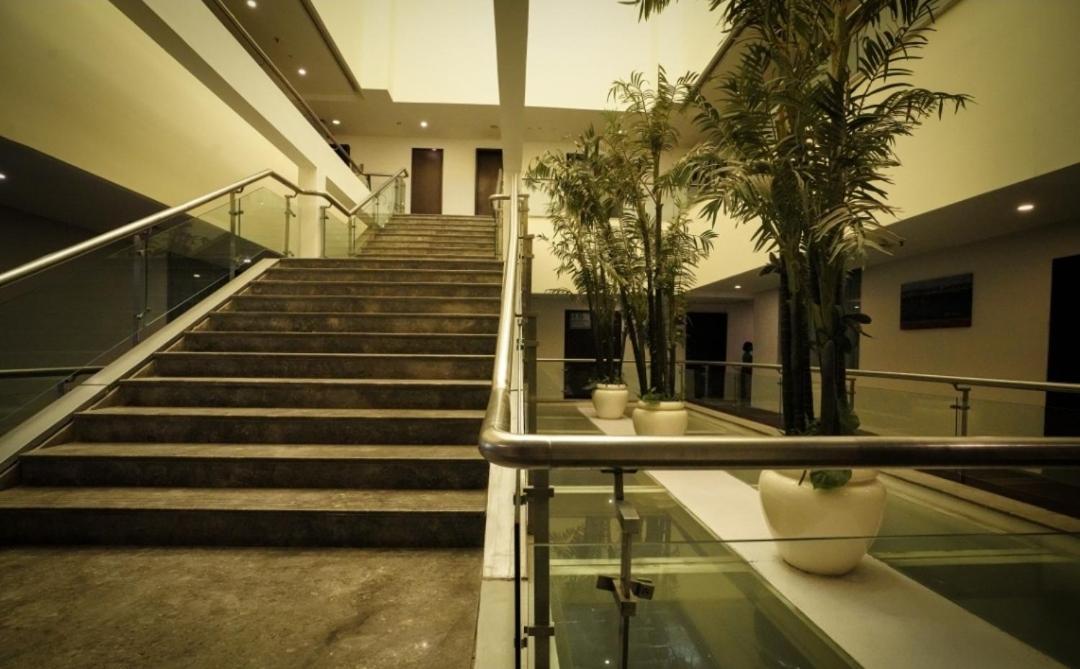 Grand Hotel Himayat Hyderabad Exterior photo