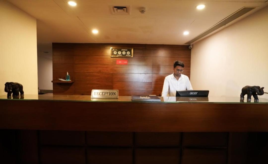 Grand Hotel Himayat Hyderabad Exterior photo